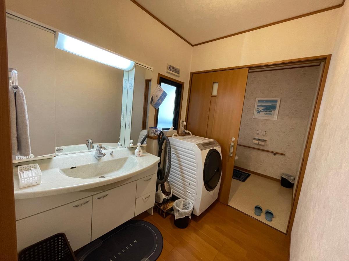 弓ヶ浜海水浴場徒歩1分! 一棟貸別荘! Yumigahama Beach House & Bbq! Minamiizu Luaran gambar